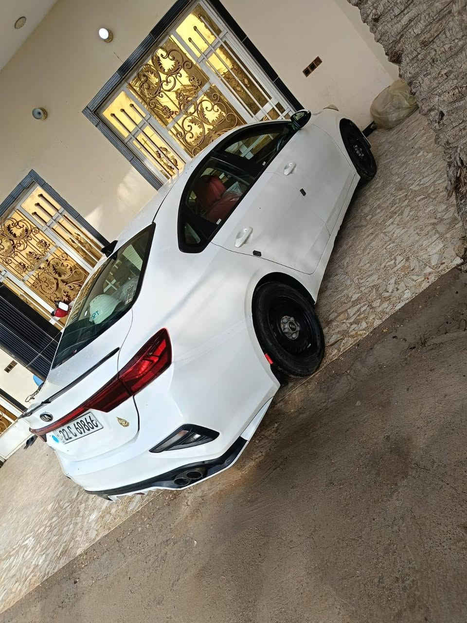 سلام عليكم أقساط فقط
معرض نبع الخير العنوان البياع خلف كرج البياع 
شارع الأول فورتي مديل ٢٠١٩ بسمي 
اقساط بدون كفيل بدون ماستر استلام فوري ✅
سياره حادث جاملغ أمامي أيسر و اليمن فقط بدون 
دواخل البنيد مابي شي مقدما 60 ورقه كل شهر 3 أوراق 
الاستفسار *********** ✅
