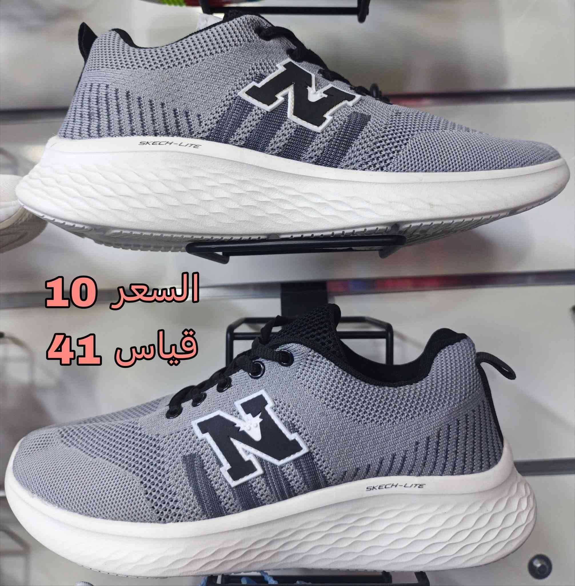 حذاء رياضي • قياس 40-42 • شارع 60