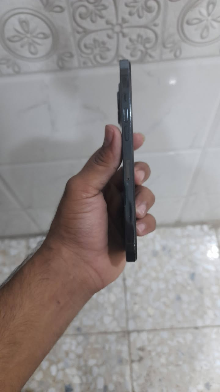 سلام عليكم ايفون 12 برو ماكس ذاكره 256 بطاريه79 نموذج m نضافه 95 جهاز مبدل شاشه وبطاريه وكامره جهاز كله شغال شحن نت مخابره تصال كاميرته صوته هزازه شغالات سعر 300 الف مكاني بغداد الشعلة ***********

نص مكتوب في الصور:
- ٣:١٤ القطع والخدمة تجمع Apple سجل تاريخ القطع والخدمة، وهذا السجل يعرض معلومات عن هذا الـ iPhone وحالته وتفاصيل إصلاحه. معرفة المزيد... يتوفر تكوين الشاشة تم اكتشاف شاشة جديدة. يرجى إعادة التشغيل لتكوين الشاشة الجديدة لهذا الـ iPhone. معرفة المزيد... إعادة التشغيل والانتهاء من الإصلاح سجل تاريخ الخدمة البطارية الخدمة الكاميرا غير معروف بصمة الوجه مشكلة