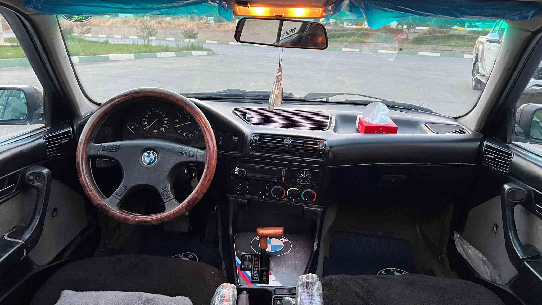 بەناوی خوای گەورە و میهرەبان  کامل زانیاری بخوێنەوە ئەوکات پەیوەندی بکە لەگەڵ ڕێزم 

شتی تایبەت و ڕاقی خوار هەموو بازاڕ 📦📦📦📦🩵!دەحامی بۆ دەحامی بەشەرت 

BMW 1991 قەپات مواسەفات 
 تۆماتیک  525i دەبڵ دیجیتاڵ سەقەڕ 
ئاڕم پلاستیک دهۆک و سەنەوی ئەسڵی و وەکالەی لەگەڵە 
ئاڕم بەشەرتی ئەوەلیات ١ ڕەقەمیشی غەڵەت نیە 

گێڕ تۆماتیک 🔥
سڵایت ABs 
تەبرید ❄️
٤ جام کارەبا 
ویل حەسیری ناو پاکەتی سفر 

بێ دەحم بێ لێدراو نووکە دەرزی دەحم بە گیانیەوە نیە 
داژبوول و بەرەدەرکای لۆک لۆکە 

مەکینەی بەشەرتی ١٠٠ فیتەر هەڵمی دەمیشی نەبێ 
گێڕ مەکینە ئەکسل تەقە و ڕەقە کارەبای موس بڕاوە کامل کامل بەشەرت 

٤ تایە و ویلی ناو پاکەتی 

کامل لایت زینۆ و ئاڵقە 
کامل گێچەکانی ئیش دەکا تەنانەت بەنزینیش 

هەتا بڵێی لێخوڕینی خۆش و تایبەتە 

لەخزمەتاندام شوێنم 🤍ڕانیەیە 🤍 قفڵ قفڵی ٣٧$ بۆ مەحامەلە تەلەفون مەکە خوار هەموو بازاڕە 

ژمارە موبایل ***********
ڤایبەر و وەتس ئەپی لەسەرە رانية, السليمانية
