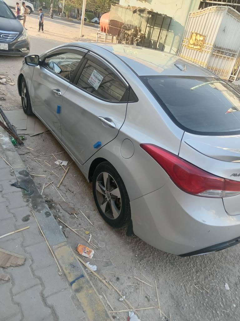 هونداي النترى  موديل ٢٠١٢ صبغ حزام ضربه  خفيفه جاملغ امامي  وارد خليجي محرك ٢٠٠٠ جاهزه كامل مواصفات عدى الفتحه حداديه جديده تحويل مالك قريب عليه  اليشتري عقد مروري شاشه تحكم استيرن مثبت سرعه كامره حساسات.دواخل جديده سياره مال جناي  مكانها كربلاء تلفون ايفون صاحبها *********** واتساب وماسنجر مفتوح سعرها ٩٥ مجال بسيط او مراوس.. كربلاء, العراق
