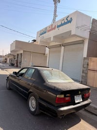 بي إم ٥٣٥ • ١٩٩١ • رقم سليمانية