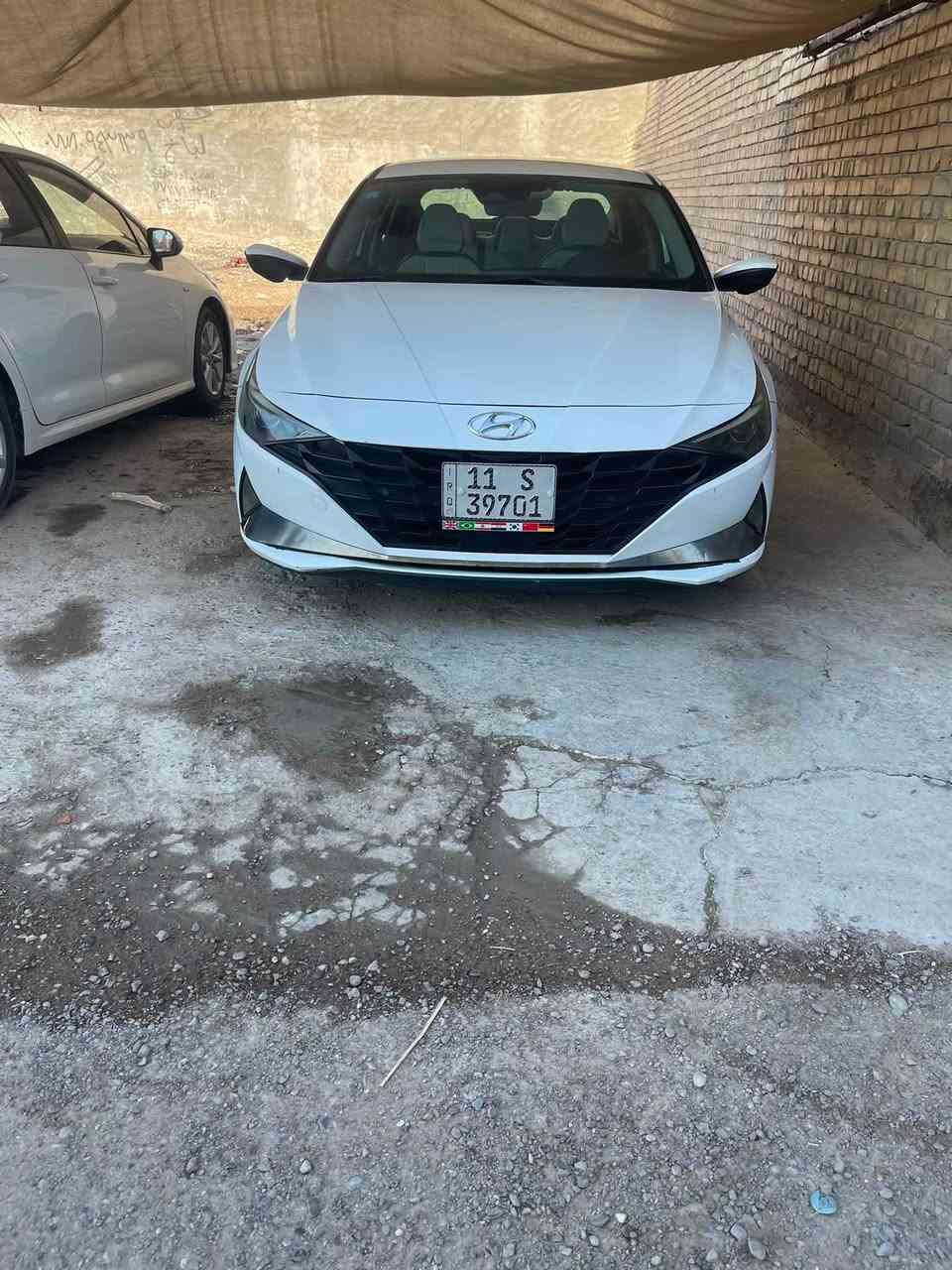السلام عليكم النتره امريكي موديل 2021 محرك 2000 دوش 
كير سيفيتي ماشيه 130 الف مكاني بغداد كرخ
رقمي *********** سعر 135$ بيها مجال
حادث بس بنيد
