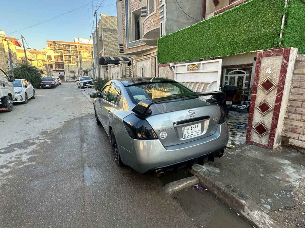 مكينه وكير مكفول محرك2.5
صبغ احزام اثر جراد بدون حادث الحادث فقط جاملغ الخلف السائق.  بأسم صاحبها كهربائية كلها شغاله تبريد ثلج السعر 76 مكاني بغداد.. هاتف ***********!؟؟
