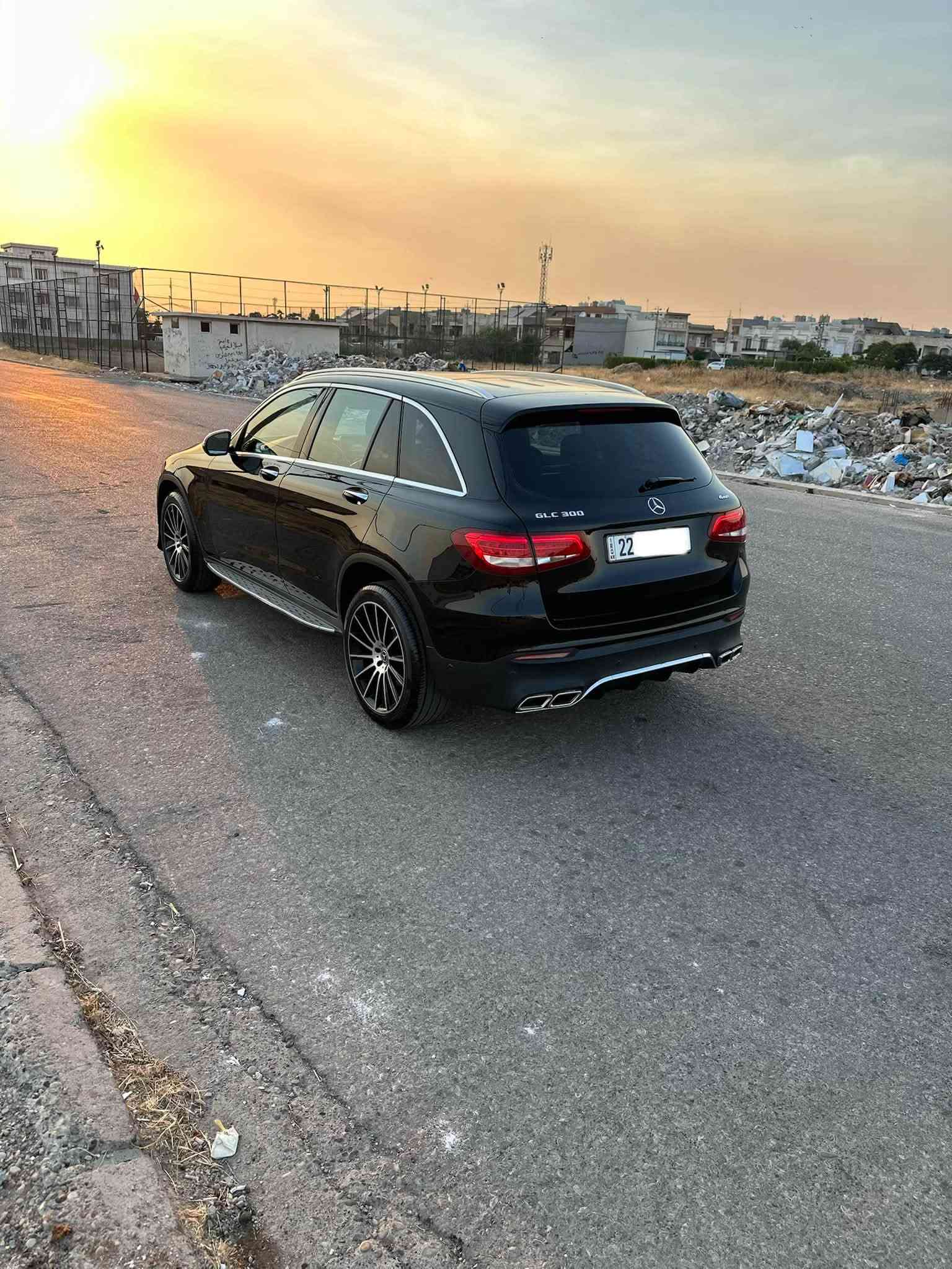 سعر مناسب جوه سوق  🔥
‏                كيتAMG   Mercedes__ GLC 300_
_____________
‏‎‏‎النووع : GLC 300 AMG
سنة الصنع : 2017وارد الماني
‏‎‏‎سلندر :  4T
السعر : مناسب جوه سوق ***********واتساب 
*********
فول الفول اعلى مواصفات ( نايت بكج )بانوراما كشنات جلد و هيتر  و خزن و دبل ليد و سستم صوت بروماستر بدي AMG بلادي و بلاك ومواصفات هواية متنذكر السيارة صفر مسج بدون اي خلل (كلين تايتل سياره بدون صبغ)👌🤌 
📝ملاحظة : السيارة رقم اربيل دولي.  تحويل بشرط
____________
‏‎‏‎‏‎🌎 العنوان : اربيل 
‏‎‏‎‏‎📱 للاستفسار يسعدنا تواصلكم معنا على الأرقام التالية
‏‎‏‎‏‎📱***********واتساب
