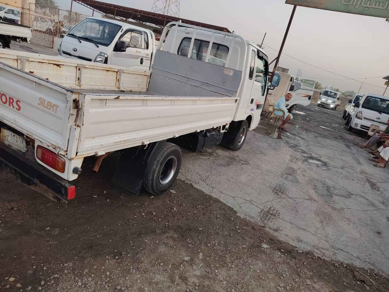 امعيون بلاديه مديل 200بغداد نكليزي سنويه 2030مكينه وكير وكسن مكفولات تخم داير جديد بسمي شاصي مكفول عنوان حصوه سكندريه ***********سعر 80وبيه مجال
