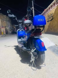 دراجه شحن للبيع 220 وبيها مجال نظيفه كلش رقم الهاتف 07714434619