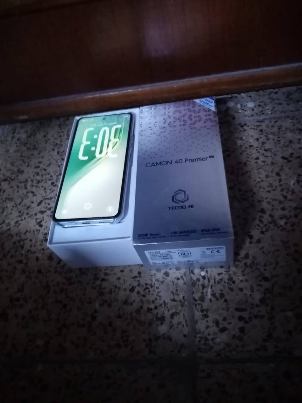 تكنو كامون 40 بريمير • ٢٥٦/٢٤ • بطارية ٥٥٠٠