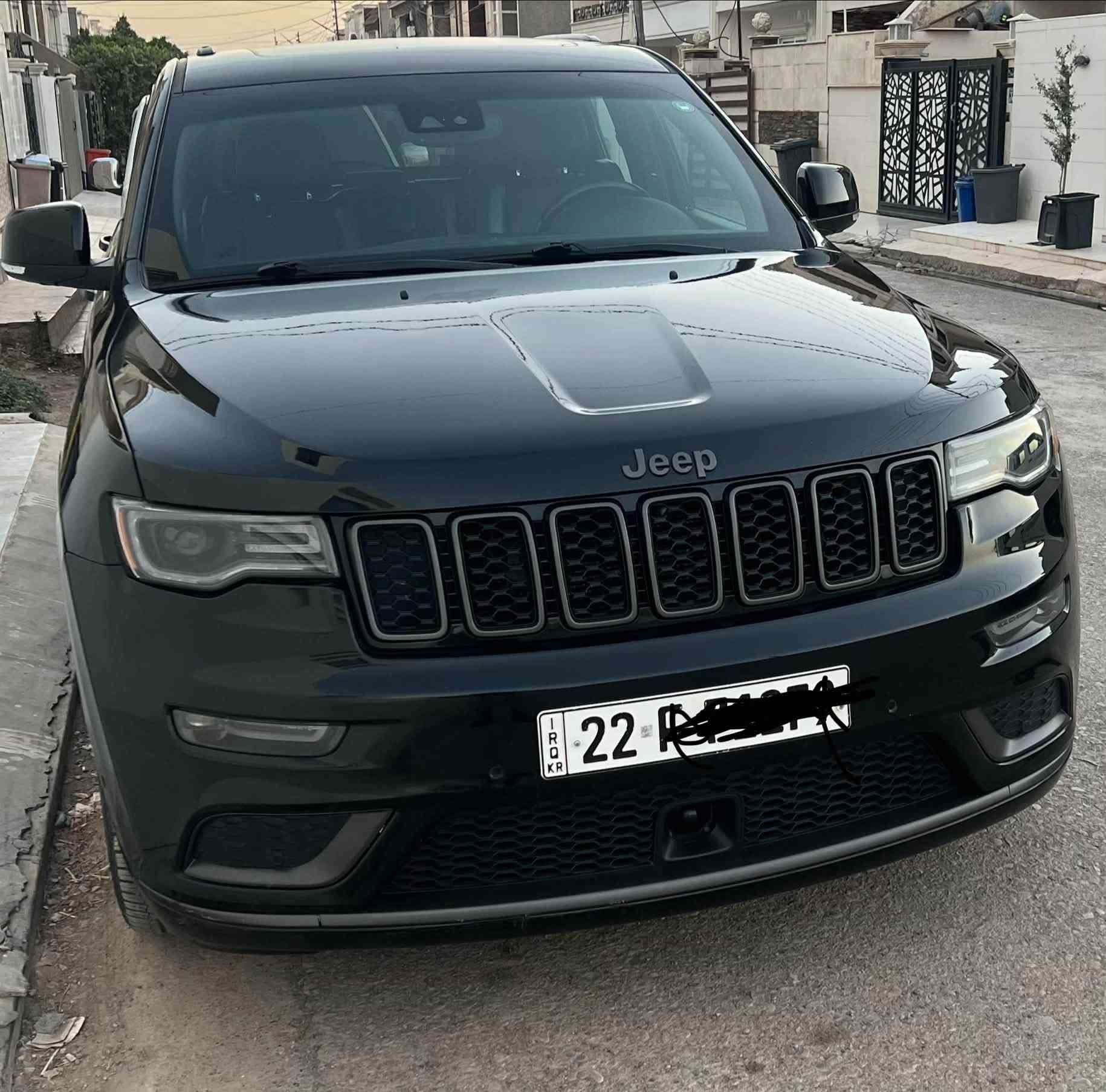 جيب گراند شيروكي التوديد فوووول مواصفات 
جملغ صبغ وباب امبدل بلادي 
2020
ماشيه 86الف ميل 
رقم اربيل 
رقم الشاصي: 1C4RJFCG3LC110527
رقم صاحب السياره ***********
