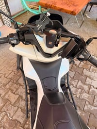 دراجه PCX زيرو ماشيه 500 اقل ال الف اخت زيرو محرك 160  كل تفاصيله موضح...