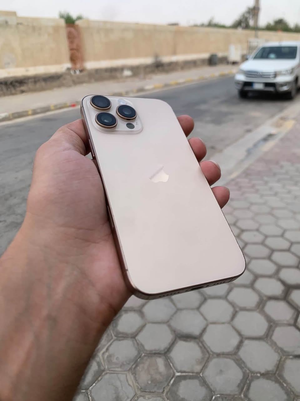 آيفون ١٦ برو ماكس • ٢٥٦ • شاشه ابل