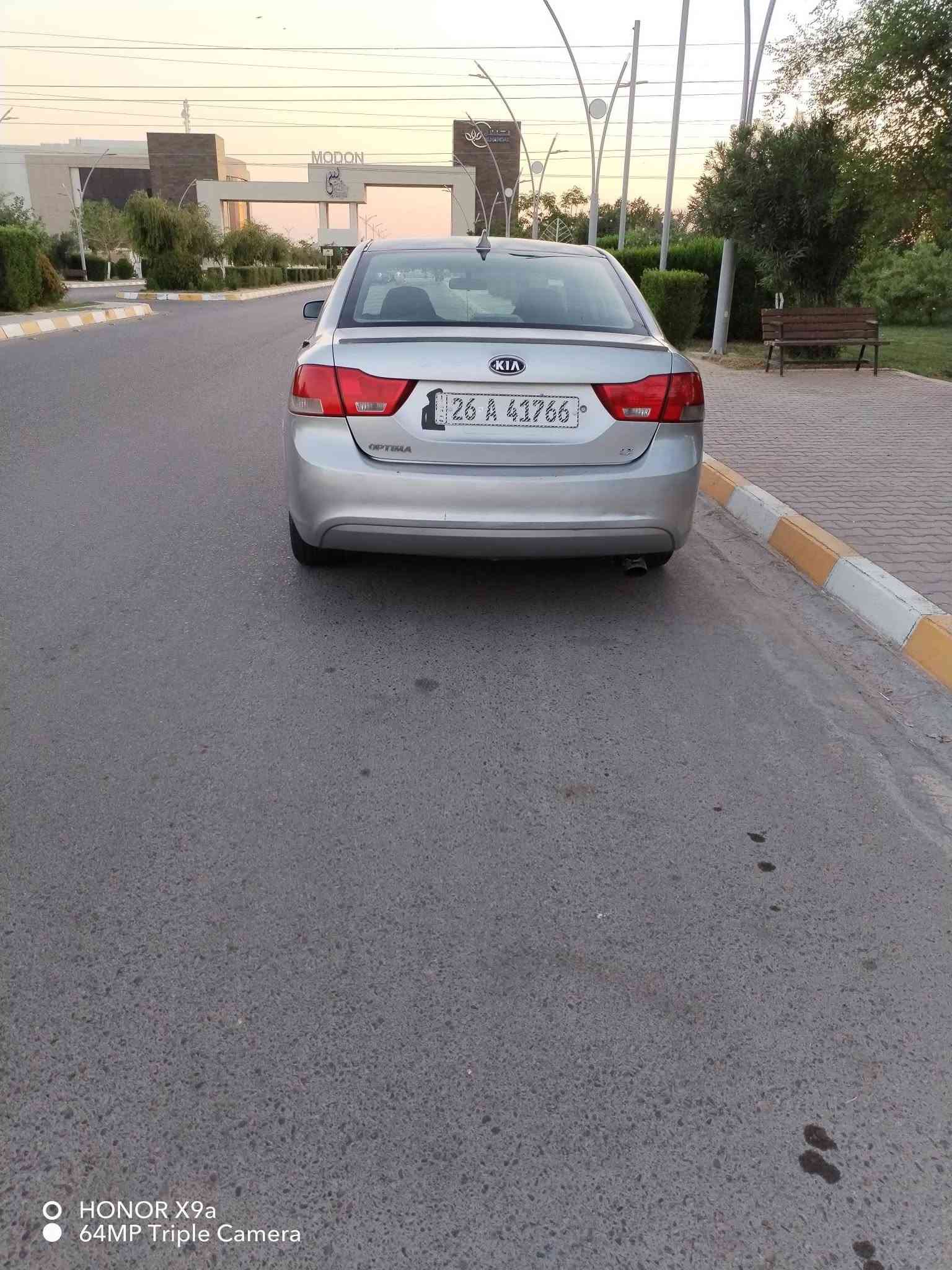 سلام عليكم البيع كيا وبتمده موديل 2009 خليجي بسعر مناسب جدا 83 وبيه مجال شي قليل 
صبق بنيد  وجاملق بدون دواخل شرط 
كير شرط مكفول محرك لاتنقيص ولايبخر شرط صدر مامي خلفي جديد تخم تاير جديد تبريد ثلج رقم صلاح دولي هزه وسنويه جدد سيارة مال بيت مكان تكريت الديوم السعر 83 وبيه مجال شي قليل جدا رقم تلفون ***********
