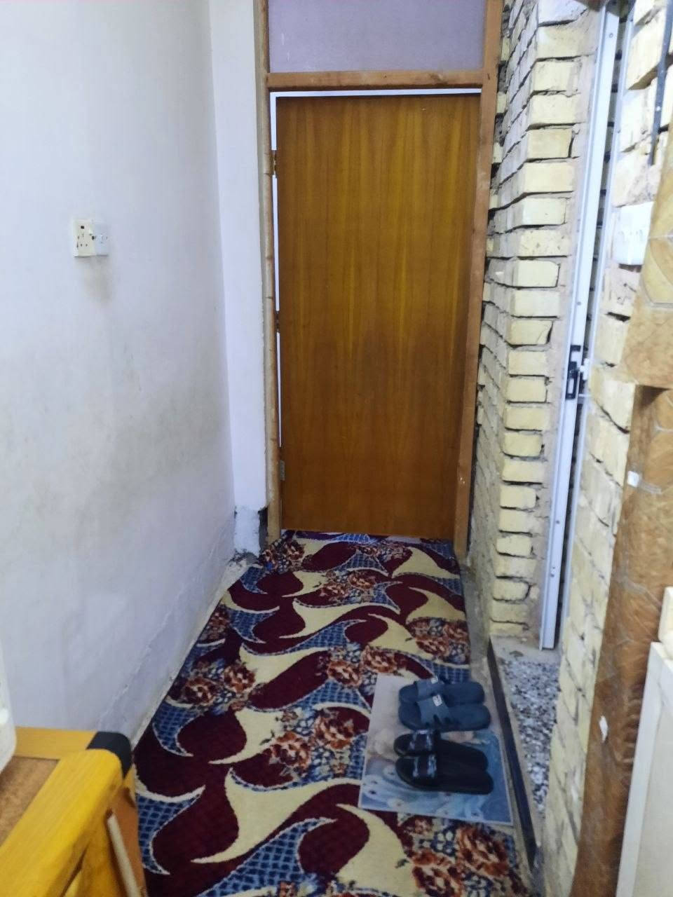 🏠 للبيع دار سكنية في الزعفرانية – الفرع العاشر
📍 الموقع: الزعفرانية، بيت بنية، الفرع العاشر على اليسار، آخر 4 بيوت على اليمين، قرب حسينية فاطمة أم أبيها.

📐 المساحة: 100 متر
📏 الواجهة: 5 متر × 20 متر
🏡 طابق واحد
🚪 استقبال + مدخلين
🛋️ حولي (صالة)
🛏️ غرفة نوم
🚿 حمامين
📄 طابو زراعي سند 25
🏠 والدار يحتاج بعض الإكمالات مثل السيراميك والأرضية والبيتونة والستارة.

💰 السعر: 85 مليون قابل للتفاوض للجادين فقط

📞 للجادين والمعاينة على الواقع، التواصل واتساب أو الاتصال على الأرقام التالية:

***********
***********
