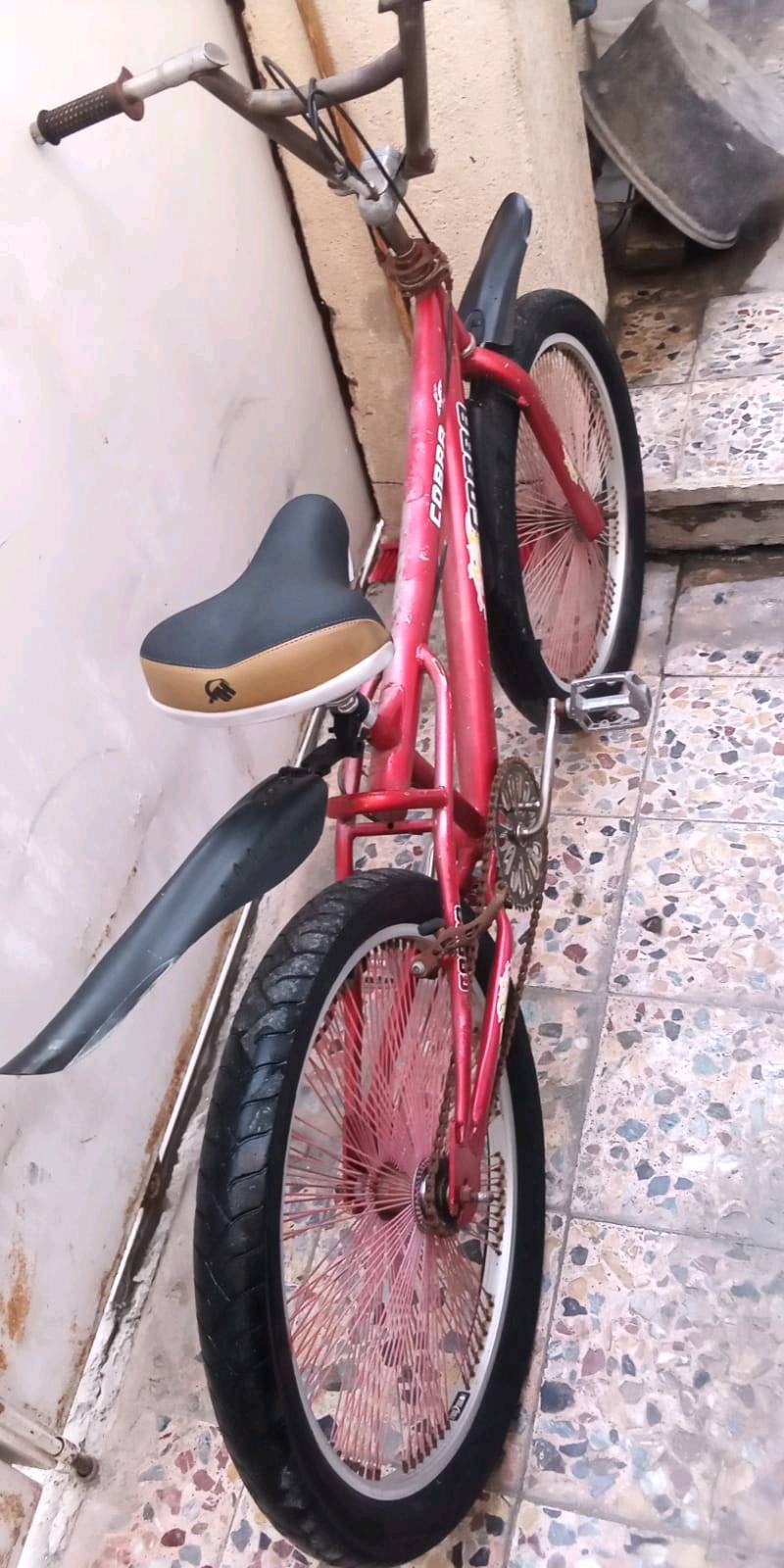 BMX • تايرات ٢٠ • بلا عطلات