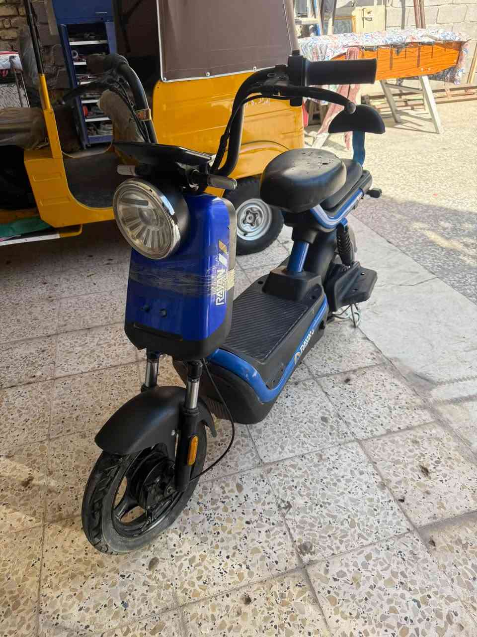 دراجة شحن • بطاريات ضعيفة • نهاية حي أور