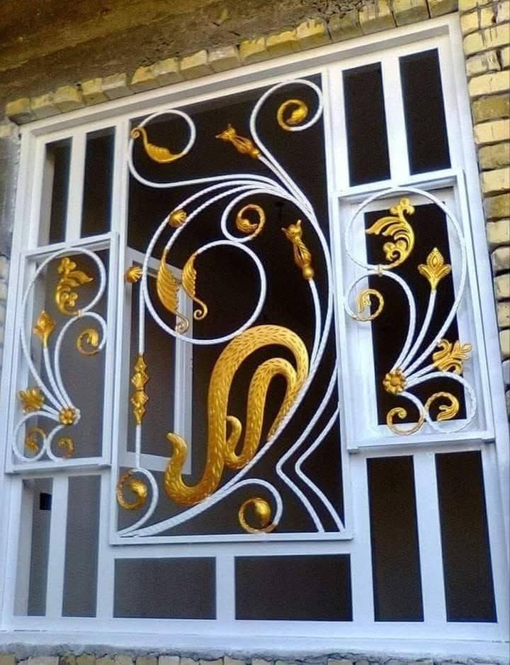 صبغ بيبان وشبابيج بلسعار المناسبه شغل نضيف الهاتف ***********
