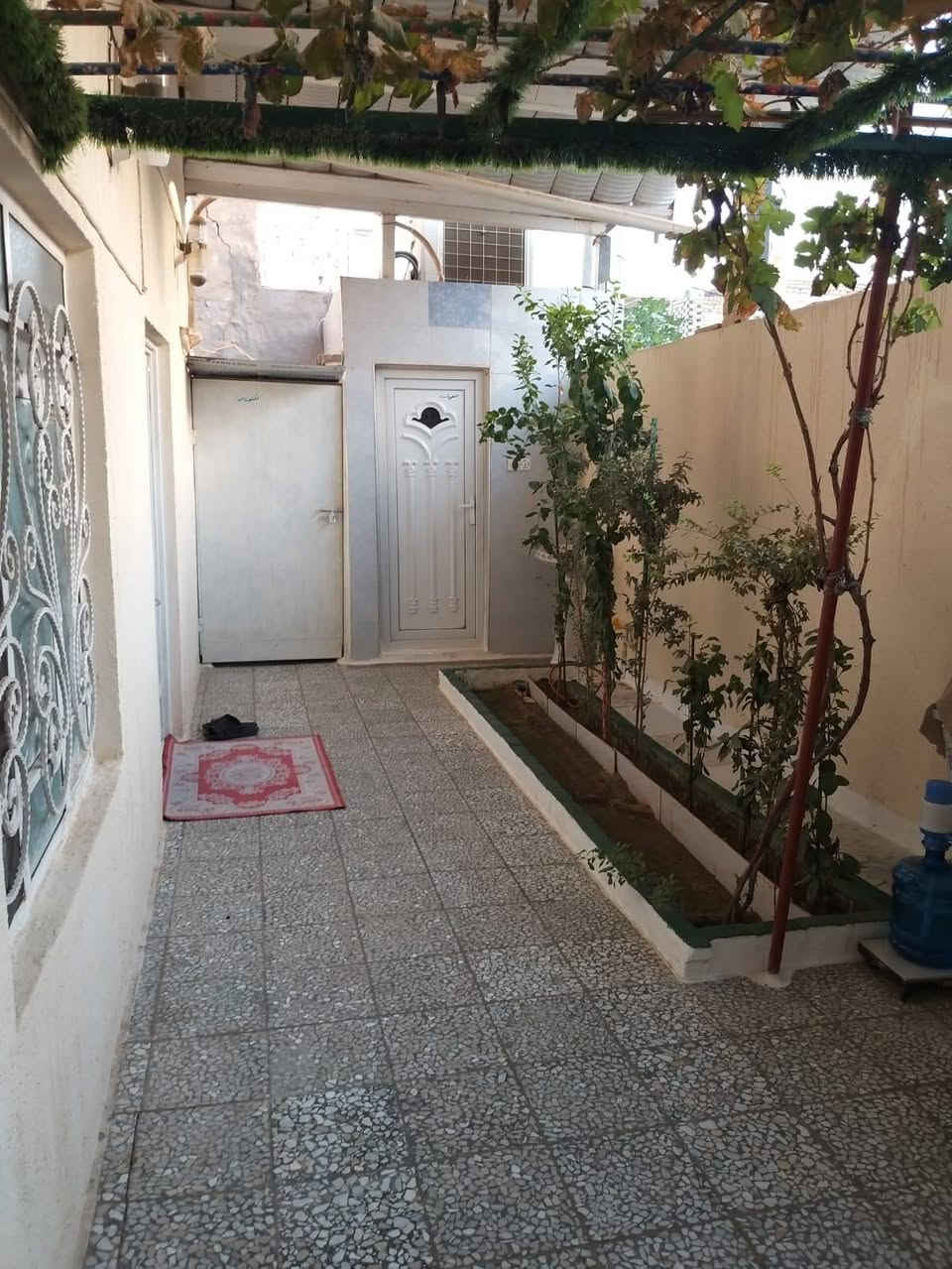 الكوفة • ١٢٥م • غرفتين