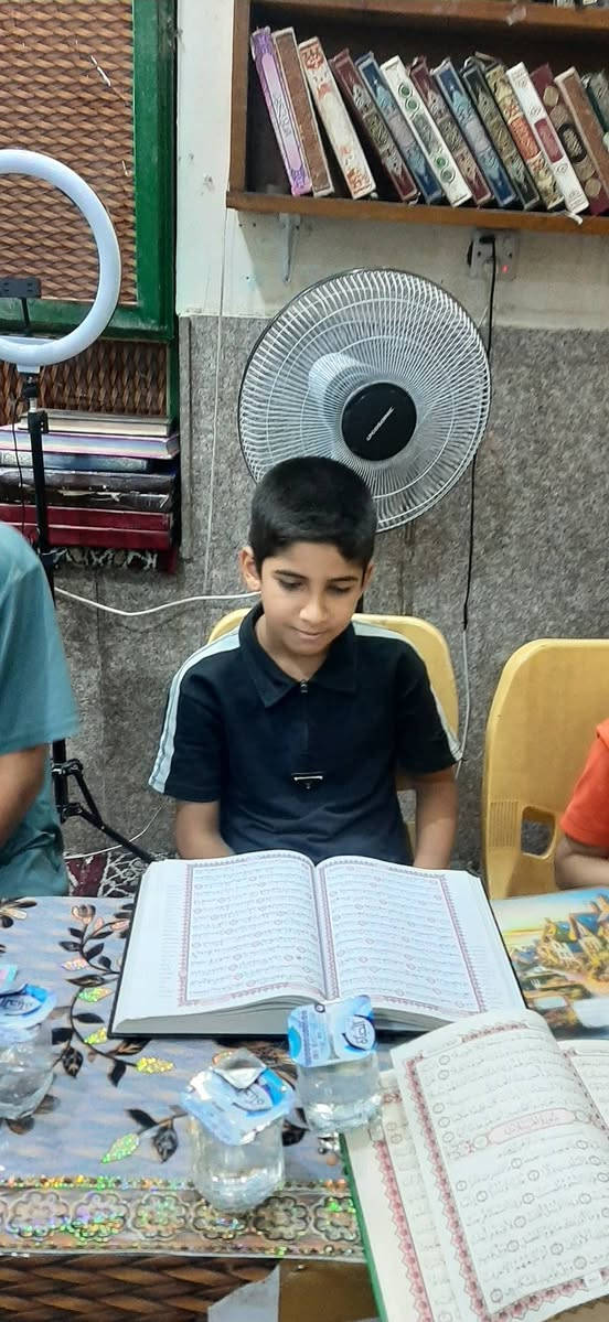 مؤسسة الإمام زين العابدين عليه السلام القرآنية 
درس استقبال وتهيئة البراعم الى درس حفظ القرآن الكريم ودرس احكام التلاوة والتجويد بإساليب متطورة لإنشاء طلبة واعين مؤهلين لكل الدروس .
بإشراف الشيخ سيد رياض ابو مصطفى المعموري وبحضور الإستاذ علي رسن الحميداوي  .
نسأل الله التوفيق والقبول لكل ابنائنا المتقدمين للتسجيل في مؤسسة الإمام زين العابدين عليه السلام القرآنية علمآ إن التسجيل مفتوح لجميع الفئآت وعلى مدار السنة اثناء الدوام مساءآ .
الشيخ سيد رياض ابو مصطفى المعموري الموسوي م.  مؤسسة الإمام زين العابدين عليه السلام القرآنية 
للإستعلام والمشاركة الاتصال على الأرقام ادناه 👇
وات ساب. *********** , ***********

