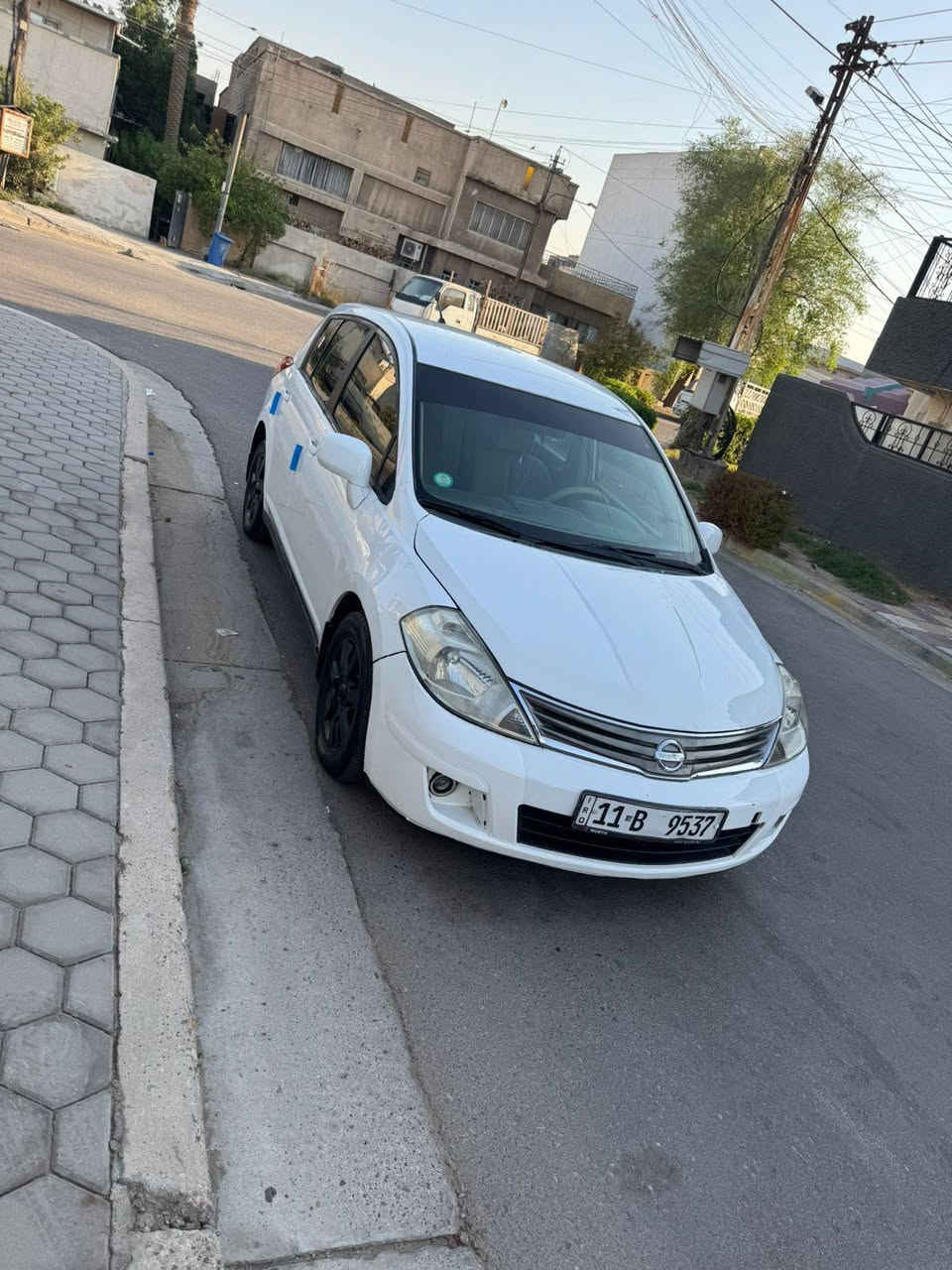 للبيع نيسان فيرسا
موديل 2007 وارد أمريكي حادث 
جاملغ امامي وجاملغ خلفي 
صبغ حزام 
بدون دواخل 
رقم بغداد دولي باسمي سنويه
 2031
محرك كير مكفولات 
محرك 1800
كير AT 
 لايت زنون 
تبريد ثلج 
تخم تاير 
صدر بي ملاحظات بسيطه 
السعر 64 وبي مجال بسيط 
مكان بغداد نفق الشرطه 
او اليرموك
اني مكلف بالنشر للاستفسار الاتصال 
***********
***********
