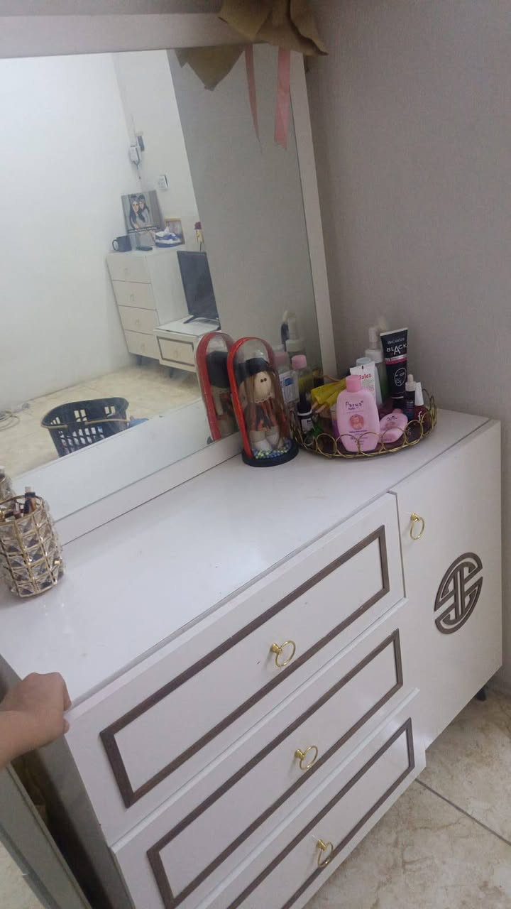 سلام عليكم غرفه تركيه جديده المكان ديالى بعقوبه ام العظام
رقم الهاتف ***********وتساب فقط
