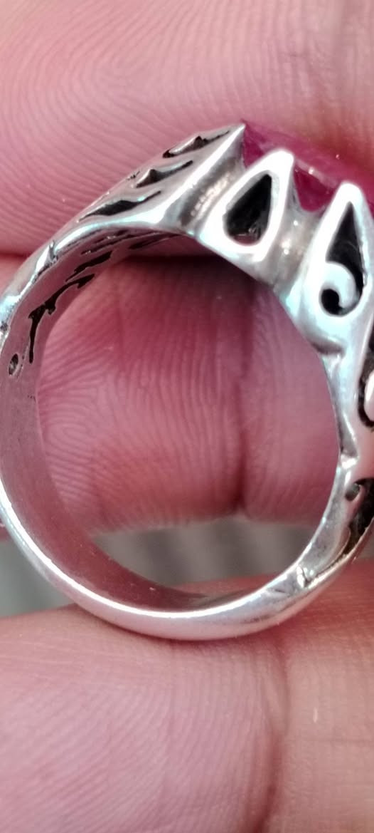 خاتم ياقوت أفريقي السعر ٦٥ بغداد م الصدر ***********
