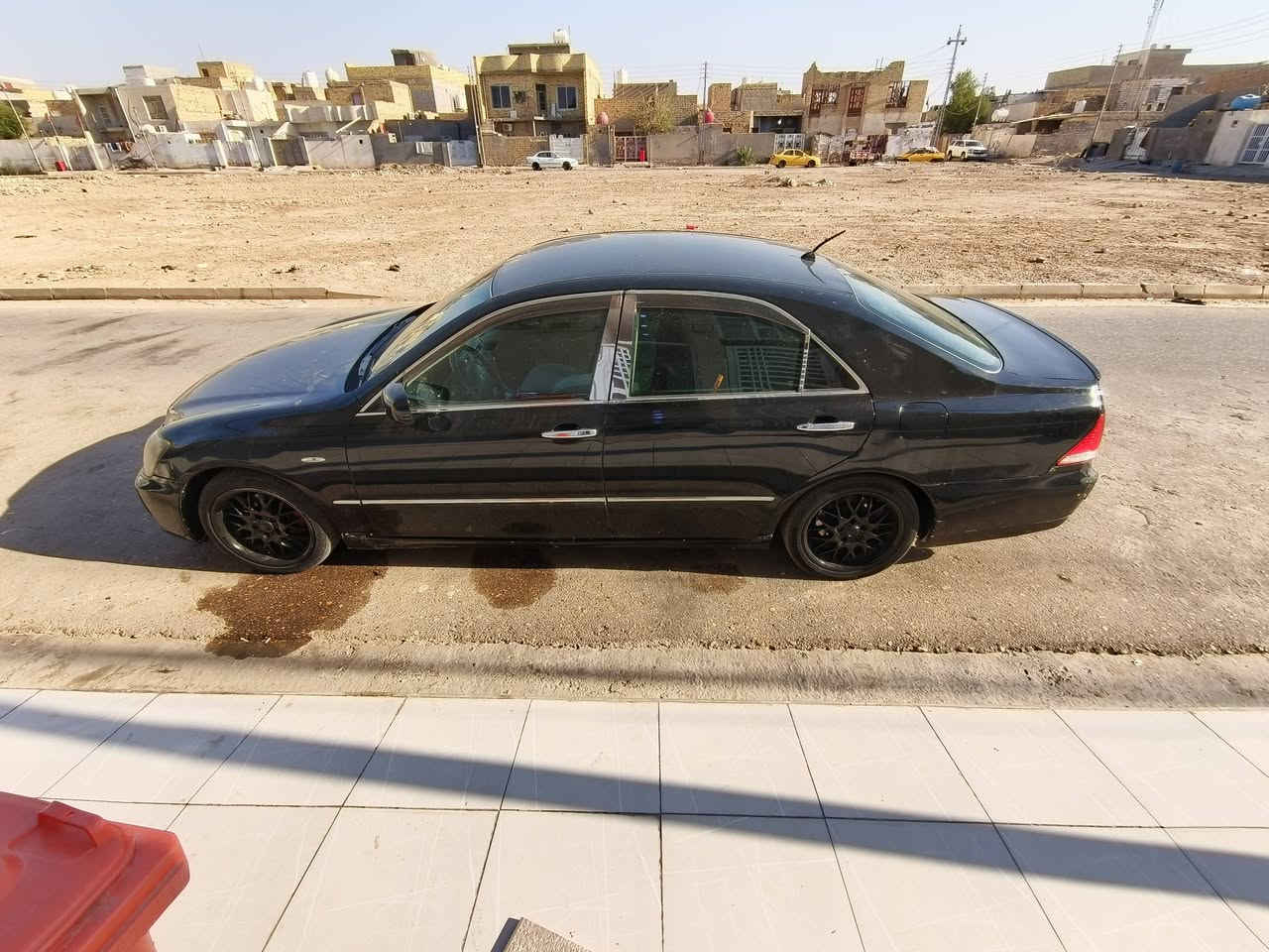 البيع سياره شاهينه  أدوات الون اسود سياره حلوه وجديده مكينه كير جديد حداديه جديد بدي جديد يراد بس دعاميه الخلفيه تعبانه واضحه بل صوره تبريد ثلج ٣ دكم غرفه كلش حلوه دواخل رصاصي السعر ٣٠ وبيه مجال العنوان العماره هاتف *********** بي واتساب السياره السويج اصل
