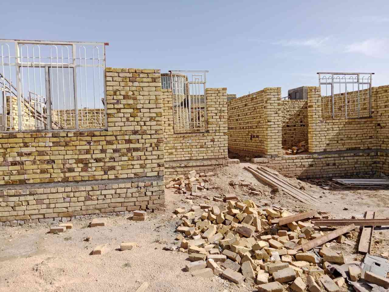 طريق ابو الماش • ٢٧٠م • ٣غرف