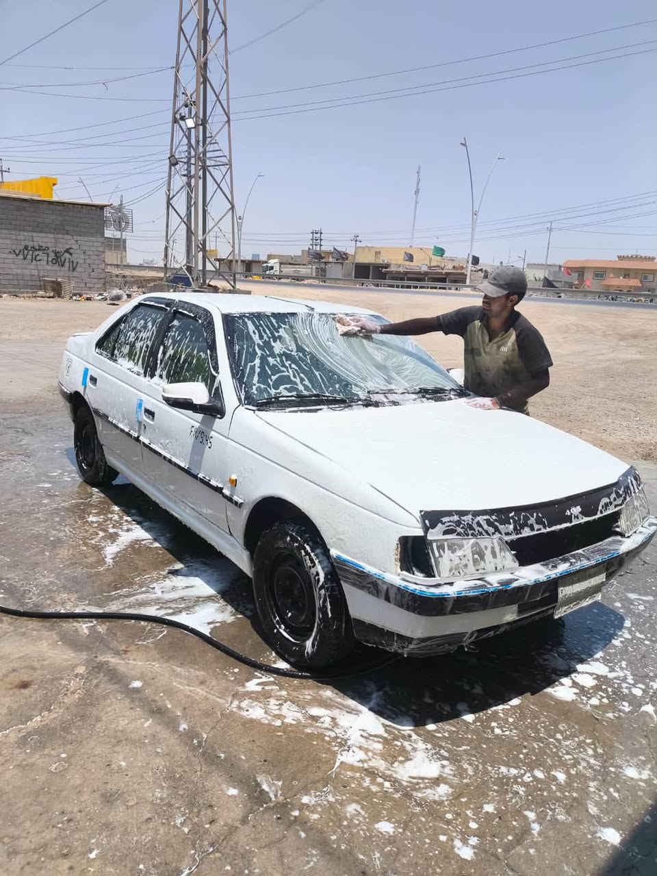 مكلف بنشر صاحب سيارا ***********

