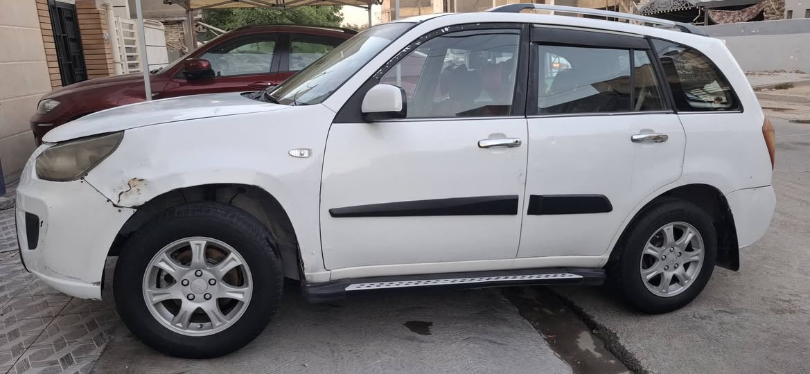 السلام عليكم تيكو 2013 للبيع 
محرك 1800
كامرا خلفية 
حساسات 
كشنات تدفئة وباقي المواصفات المعروفة
مابيه اي نقص كير ومحرك مكفولات تبريد يخبل مابيه اي نقص مكاني الدوره سعر 53  $  للستفسار عله الرقم ***********  واتساب
