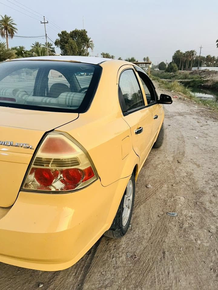 سلام عليكم البيع ‏￼
￼سياره جاهزة
***********
سعر ب 17 وبيها مجال 
مكينه وكير خير من الله 
￼
