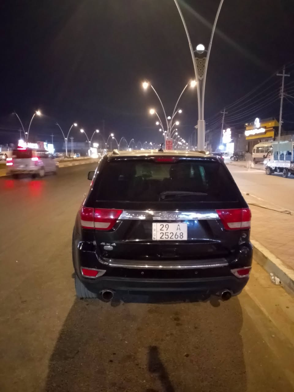 جيب لاريدو مديل 11مكينه هيمي 5700
حادثه جاملق وبنيد وربع الباب حداديه دبريد تخم تايرات جديد 
بسمي العنوان بصره شط العرب ***********/سعر 120بيه مجال قليل
