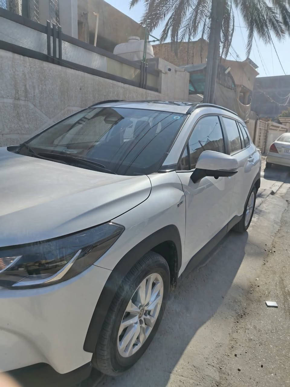 سلام عليكم  كورلا كروس للبيع فول فول مواصفات 
اعلى فئة كروس 
5كامرات 
مكفولة كفالة عامة 
كراسي جلد وكهرباء
مقاعد لونين 
تحكم ستيرن 
انضمة قيادة 
فتحه سقف
 كامره اماميه محيطيه
وبقيه الموصفات

مكاني: بغداد حي جوادين 

الاستفسار ***********

السعرر 28/800وبيه مجال للشراي
