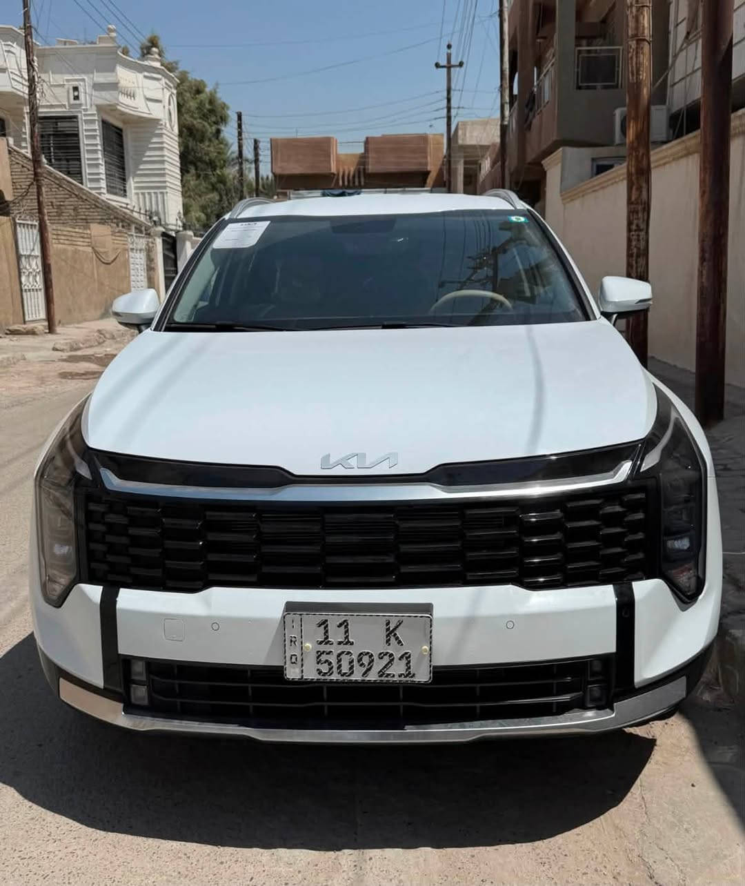 � كيا سبورتاج | موديل 2026 رقم بغداد 
ماشيه 7000
🤍 اللون الخارجي: أبيض
🤍 الداخلية: أوف وايت

✨ المواصفات:
• شاشة متصله 
• كشنات أمامية كهرباء + ⁠تدفئة 
• حساسات أمامية وخلفية
• مقود جديد بتصميم D
• شفتات خلف المقود
• شاحن لاسلكي Wireless
• كامرة خلفية دوارة

🛡️ الضمان:
100,000 كم أو 5 سنوات

السعر 242$

الاتصال : ***********
