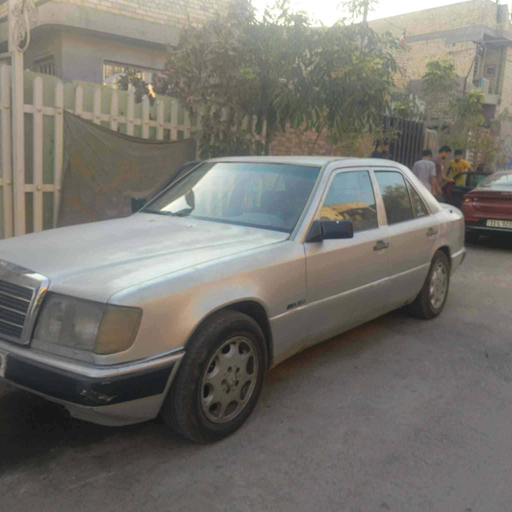 السلام عليكم ✅
مارسدس دب✅
مكينه كير بطه✅
مكينه 3000 ✅
فتحه بل قماره✅
تخم تايرات جدد✅
لون رصاصي✅ 
رقم سليمانيه انكليزي✅
باتري جديد✅
مديل 91✅
السيارة ب اسمنه ✅
يريد وكاله يريد تحويل✅
38وبيهة مجال✅ 
***********✅
المكان بغداد الزعفرانيه ✅

