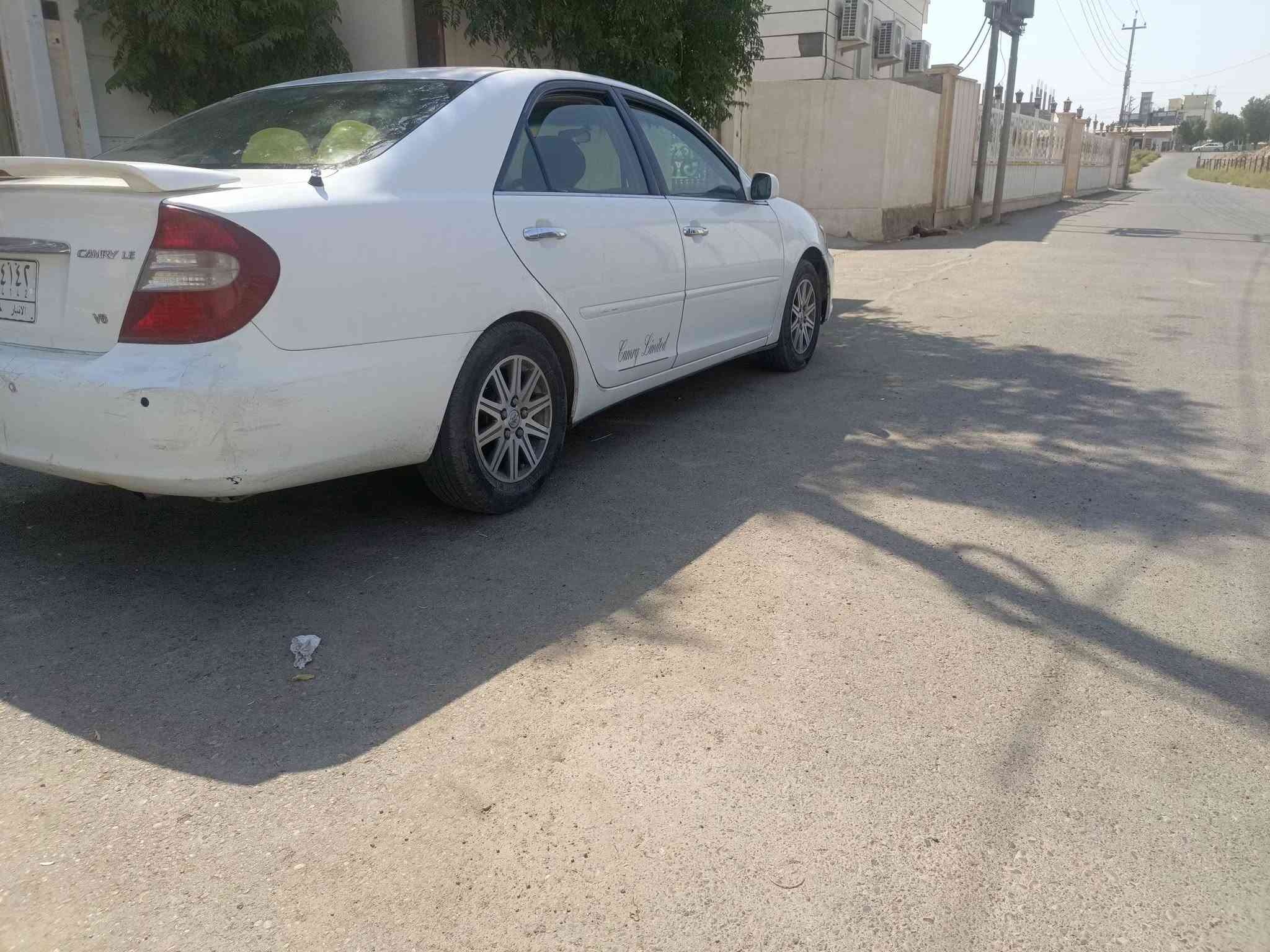 كامري2003 وارد امريكي مكفوله بس الجاملغ الخلفي بي رش كلير محرك 6 كير ومحرك وصدر وتخم تاير كله جريد وتبريد ثلج كل نقص مابيها سعره95 العنوان الرمادي الستفار***********/***********
