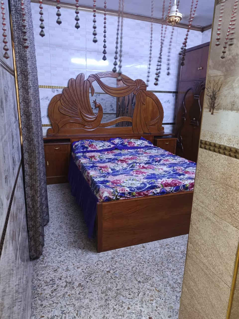 نصف قطعة للبيع بغداد مدينة الصدر قطاع ٧٩ الفرع العريض ثاني بيت ع الركن مجاور مدرسة احد والعذراء للأستفسار.. ***********
