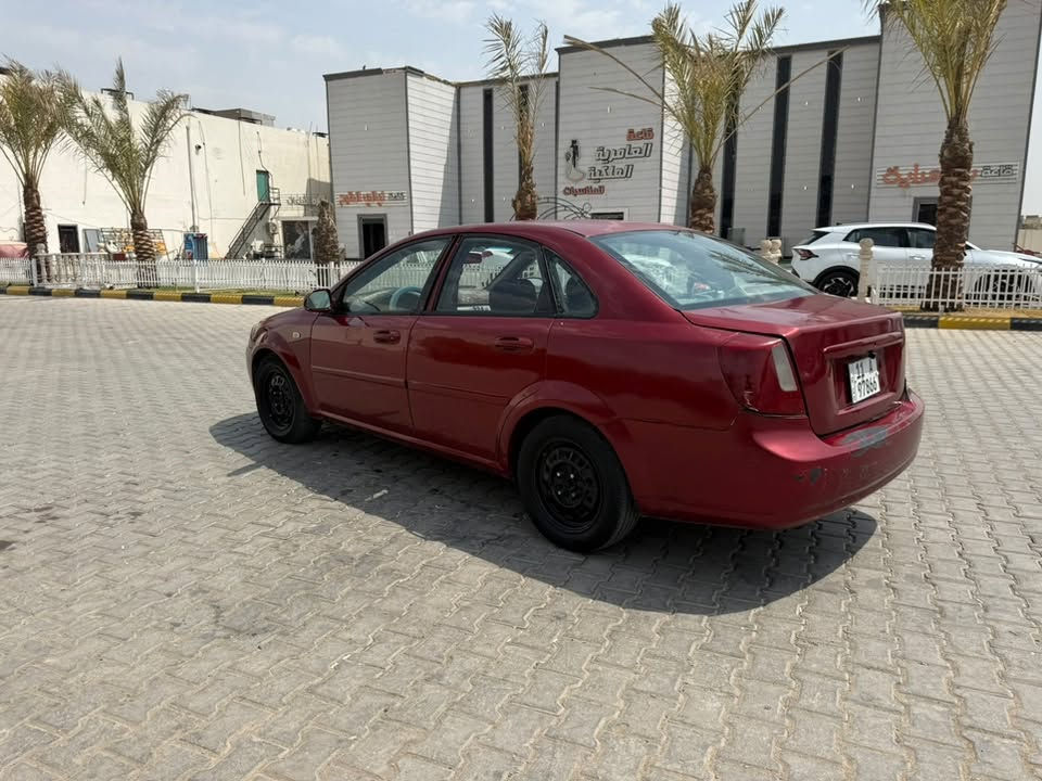 شوفرليت فورنزا موديل 2008 رقم بغداد تحويل مباشر هزه وارقم وسنويه جدد كير ومحرك بحاله ممتازه وتبريد ثلج تخم تاير صدر امامي خلفي جديد ضررها صندوك وجاملغ خلفي مصبوغه حزام وجراد خفيف بلقماره السعر(55$) العنوان بغداد العامريه(***********)
