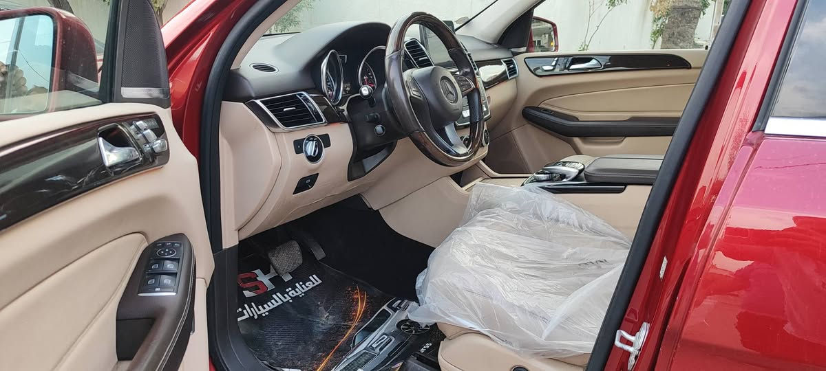 GLE 350 • ٢٠١٦ • ماشية ٨٩٠٠٠ مايل