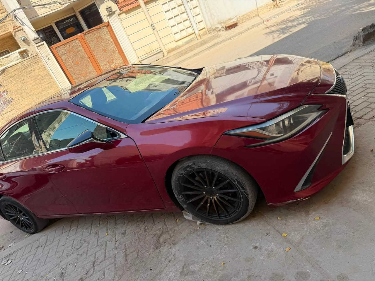 لكزز مديل 2019 es فول مواصفات سته سلندر رقم بغداد باسمي جاهزه المكان بغداد تبريد انجماد السعر 182 وبيه مجال للاستفسار‪***********
