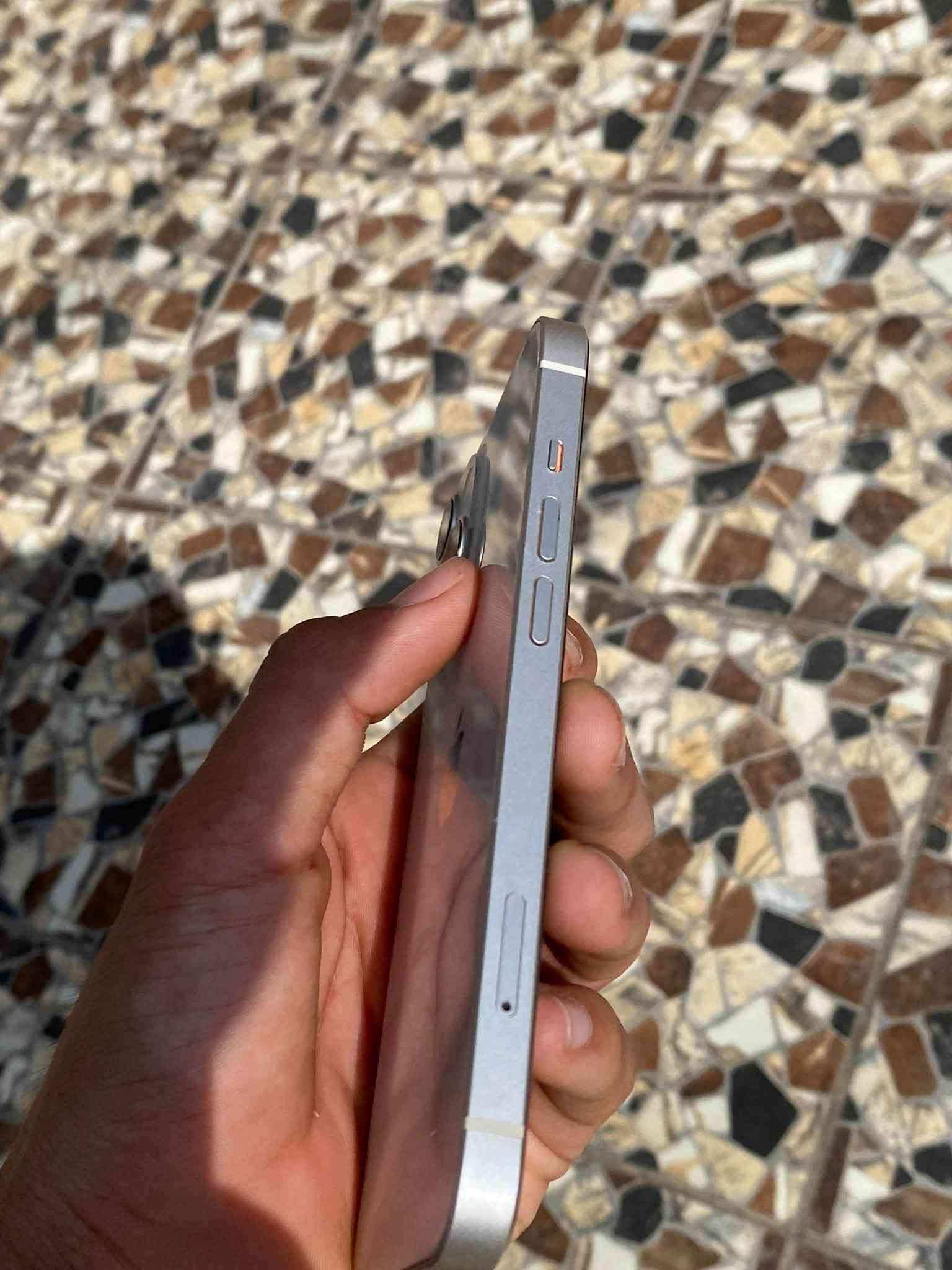 ايفون 13 • ١٢٨ • بطاريه مبدله