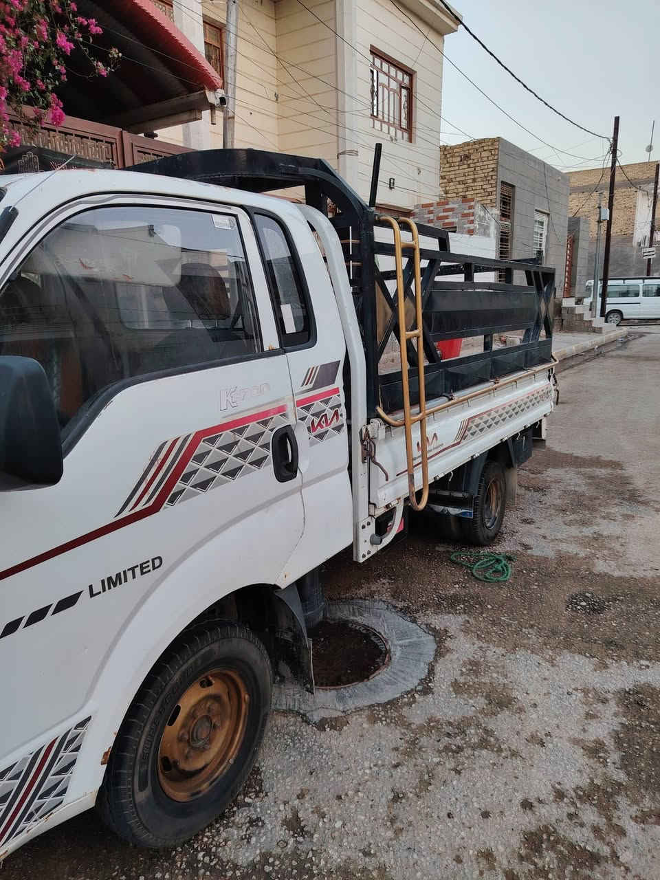 كيه حمل موديل ٢٠١٠
رقم بصره. بسمي السياره

مكاني ديوانيه ٧٠ وبيها مجال
سياره يرادلها اشعار
كير مكينه جاهزات تراي وين ميعجبك
*********** اتصال غير متواجد ع نت

نص مكتوب في الصور:
- إدخال نص