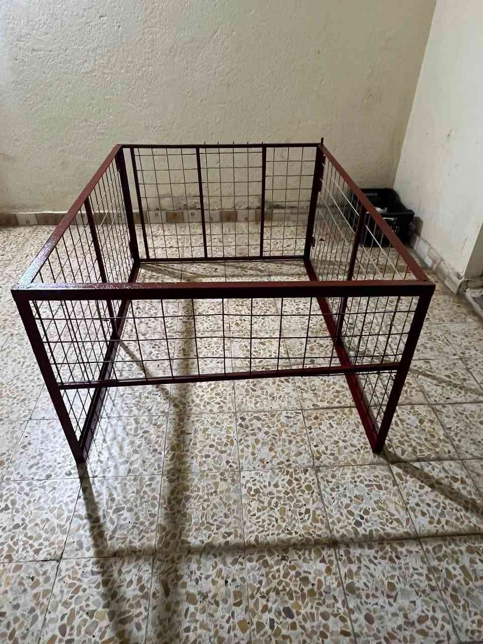 سلام عليكم شباب محجر تفصال جديد مامشدود العنوان العماره حي نهاوند السعر 175 وبي مجال قليل حك الجيه الستفسار ***********
