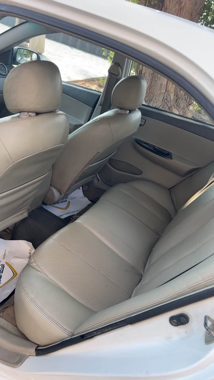 سلام عليكم لبيع BYD G3 2015سياره فول بصمه فتحه ماشيه 148 الف مكفوله السياره من الحادث من الصبغ بيه تكحيلات بصيطه السياره من 2016 عدنه مكفول المحركه الكير سياره جديده خير من الله سنويه بسمنه كبل نحولك كهربائيات كله شغاله لا تبخير لا تنقيص بيه ملاحضات بصيطه مكاني بغداد الاعظمية باقي التفاصيل انتصل وتدلل ***********
