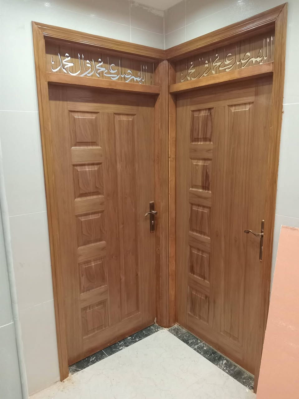 يلي يريد بيبان بكل نواعها 🚪
دفتري 🚪 تركي 🚪 صاج 🚪
لحجز والاستفسار اومراسلة خاص 
*********** يوجد جميع المحافظات العراق
