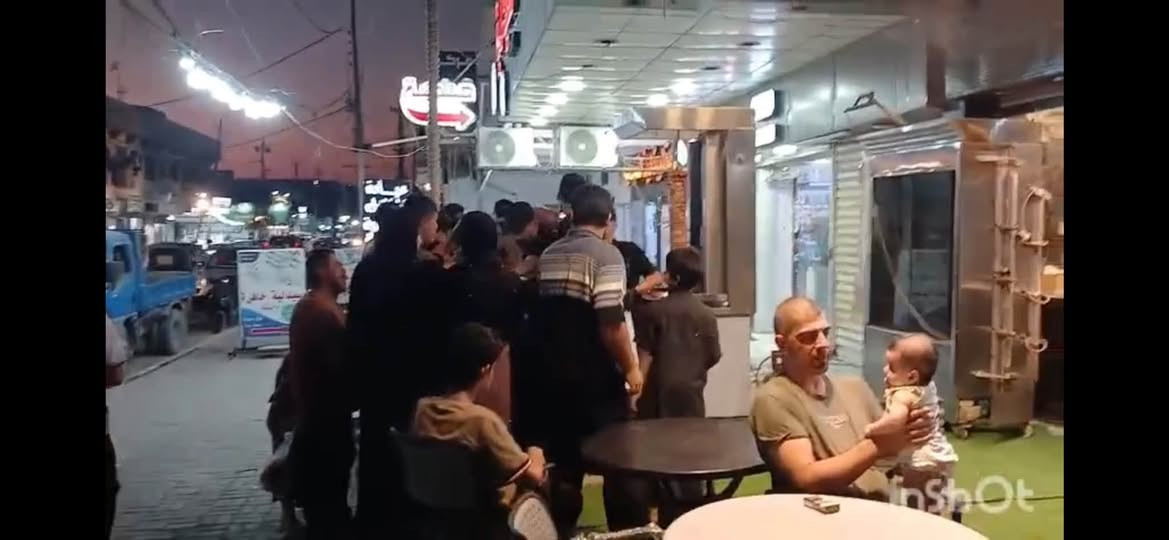 مطعم للبيع :
 
بغداد الدورة الميكانيك شارع الفورتات سوق الميكانيك مطعم غربي وشرقي غراضه كاملة المطعم شغال الحمدلله ومستمر وموقعه حلو مميز ركن على شارعين رئيسين سبب البيع موظف وما دا الحك وما عندي احد اعتمد عليه واسلمه المطعم  السعر ١٧ مليون للتواصل :
***********

نص مكتوب في الصور:
- InShot