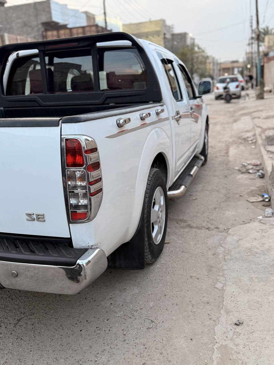 نيسان نافارا بيع فقط بدون مراوس موديل ٢٠١٢ رقم بغداد سنويه نافذه لغايه ٢٩ سياره جديده على وضع الشركه محرك كير اكسل برغي مامفتوح كبس شركه بيه صبغ قطقعه صغيره الباب خلفي عكس السائق وطخه خفيفه الدعاميه الخلفيه مامصلحه العداد ١٨٢ الف تبريد ثلج سياره جاهزه التواصل *********** @
