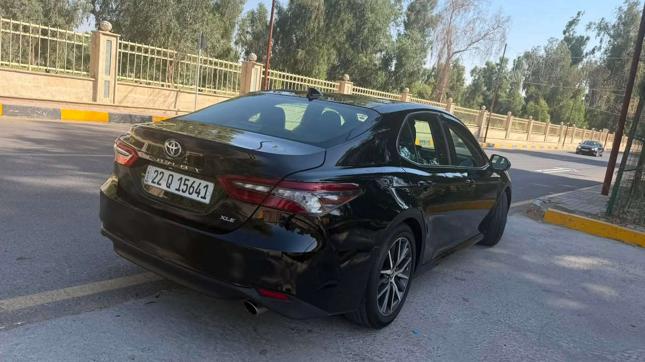 � للبيع | Toyota Camry XLE 2023

✨ كامري XLE موديل 2023
🇺🇸 وارد أمريكي
🖤 اللون: أسود
⚙️ المحرك: 2.5 لتر 4 سلندر
💪 القوة: 203 حصان
🔄 ناقل حركة أوتوماتيك 8 سرعات
⛽ اقتصادية بالوقود ومناسبة للاستخدام اليومي والسفر

🔹 فئة XLE الفخمة
🔹 داخلية جلد
🔹 مقاعد أمامية كهربائية
🔹 تسخين وتبريد للمقاعد الأمامية
🔹 تبريد قطعتين 
🔹 شاشة متعددة الوسائط
🔹 داتا شو و بانوراما 

🔹 Apple CarPlay & Android Auto
🔹 أنظمة أمان ومساعدة للسائق من Toyota Safety Sense
🔹 إضاءة LED
🔹 جنوط ألمنيوم

📍 السيارة موجودة في الموصل

📞 للاستفسار والتفاصيل:
الممشى والسعر والحالة مراسله واتساب 
***********

🔴 السيارة قابلة للفحص في أي مكان يختاره المشتر
