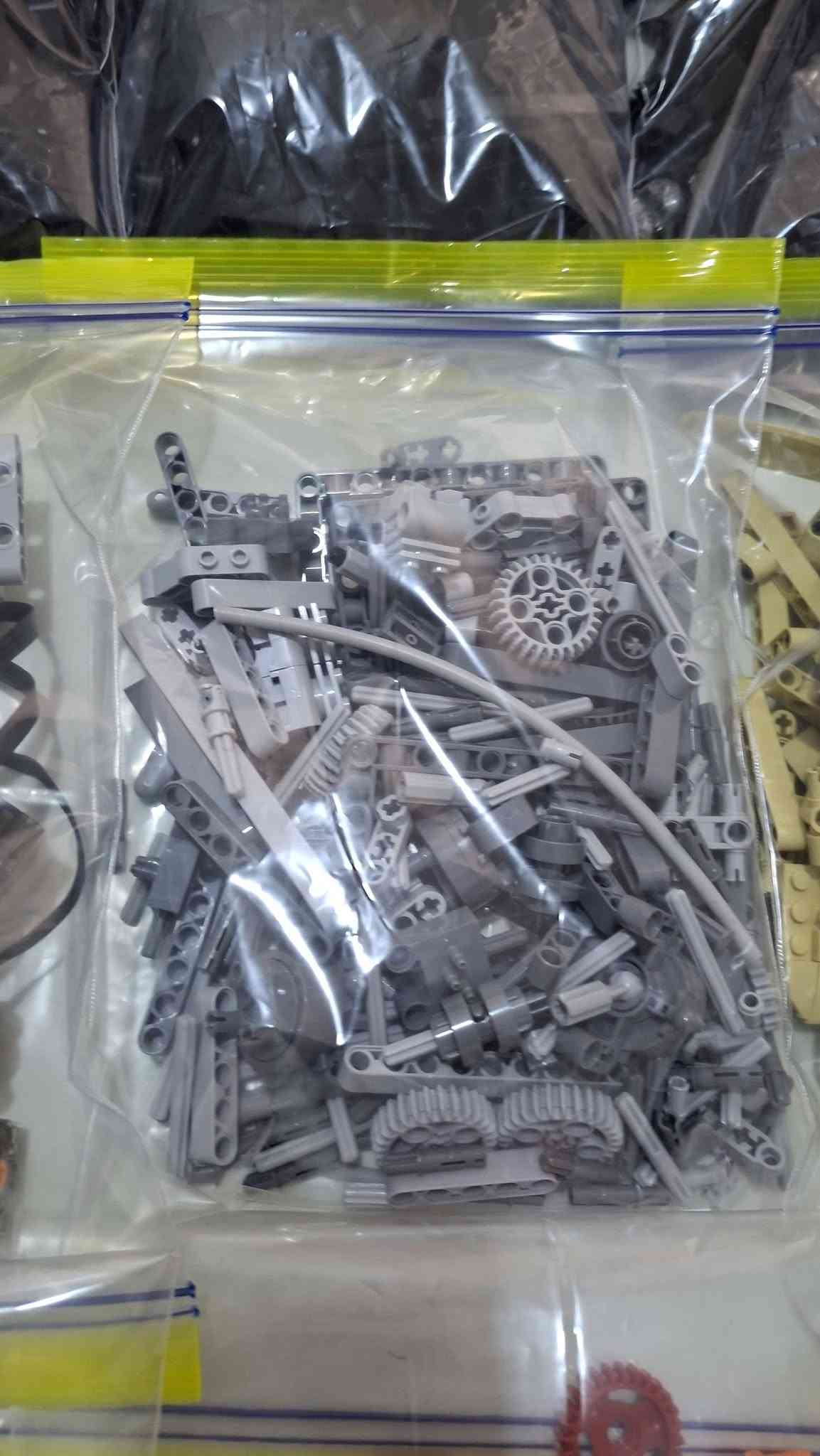 Mould King 13184 • جيب رانجلر روبيكون • كامله