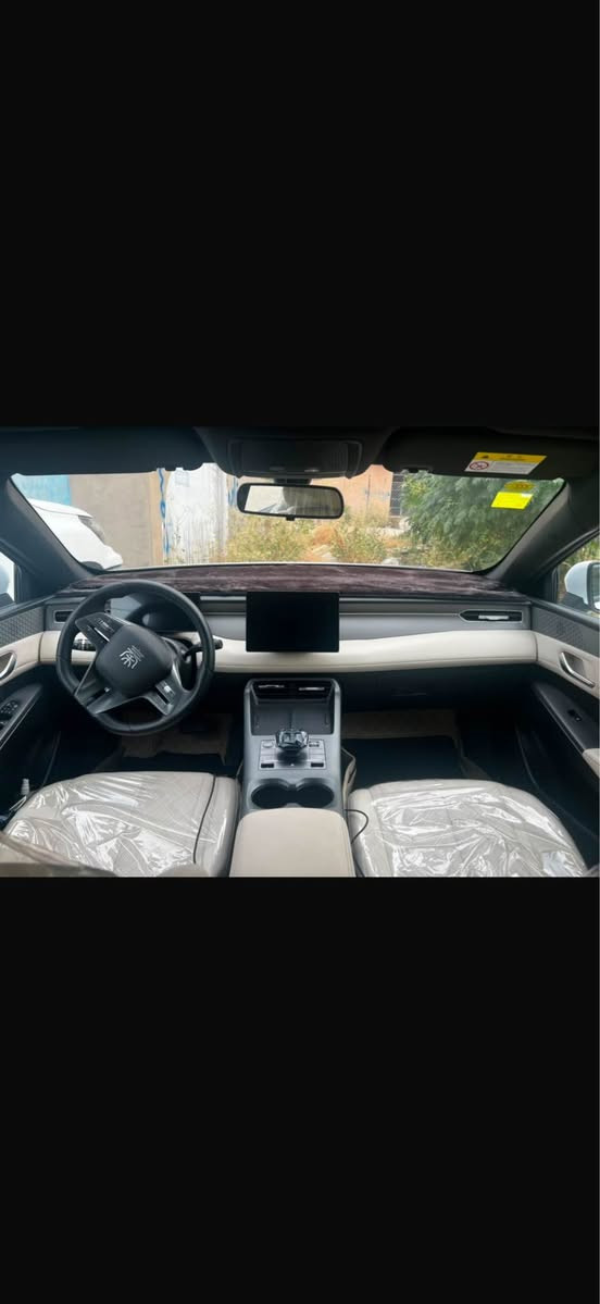 Byd quin plus 2025
ناو زه رد و ويل كروم
٣١.٠٠٠ كم روييه 
رسمي قوپه كم دانايه
بي سبوغ بي تعديل گير و مكينه و كاره با به شه رته 
سعري ١٤٠$ مجاليكي برايانه *********** 
مجاليكي زور كمي تيدايه موشتري بيزارمان مه كه أربيل, العراق
