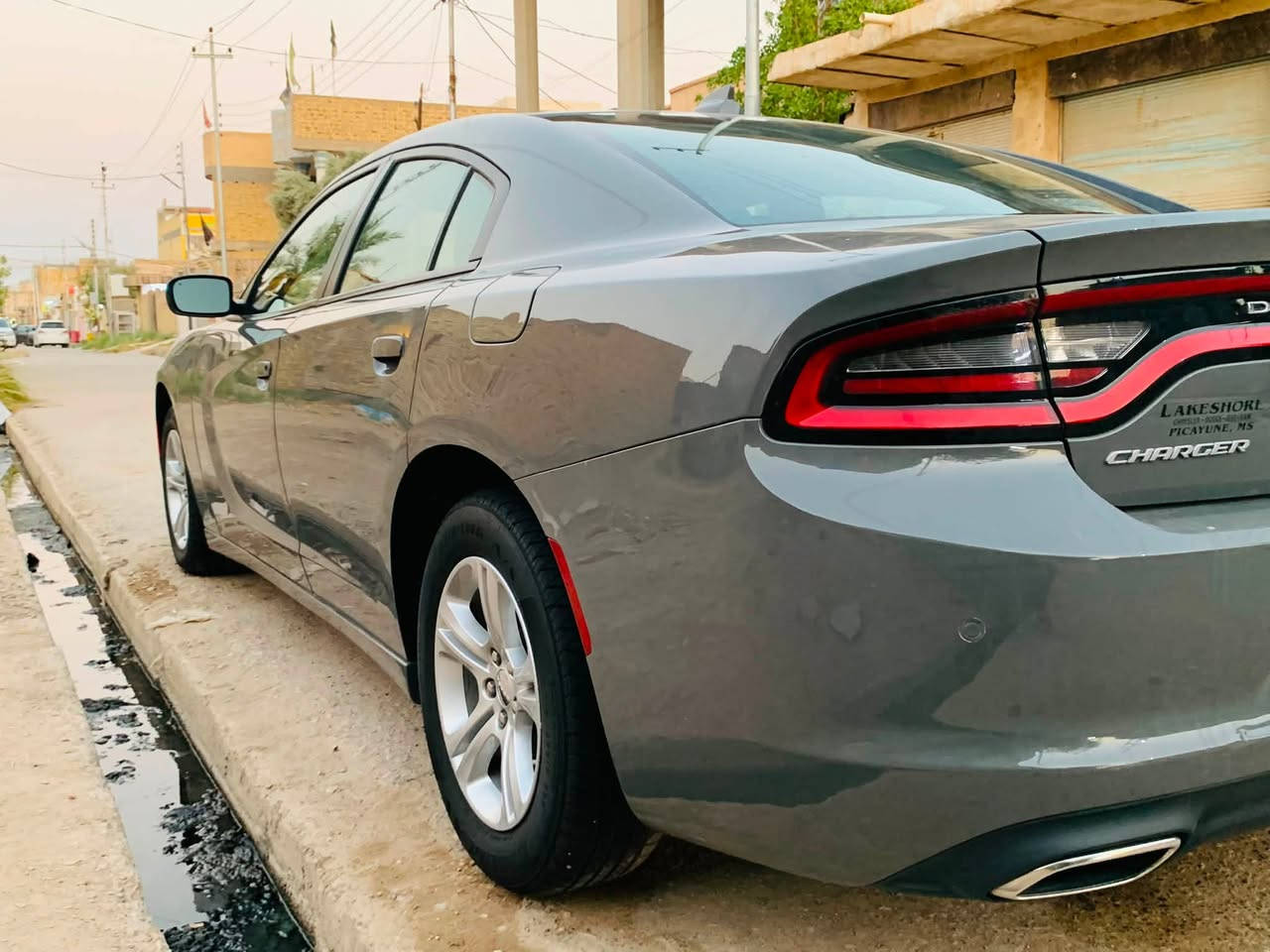 السلام عليكم
جارجر  فئه SXT

موديل 2023 الاصدار الاخير 

رقم واسط دولي مداور ثاني يوم 

وارد امريكي 

الضرر جاملغ الايمن فقط والباقي كله مكفول 

سيارة نظيفة كلش 

ماشيه 38 mi

الاستفسار الاتصال على الرقم 

***********
